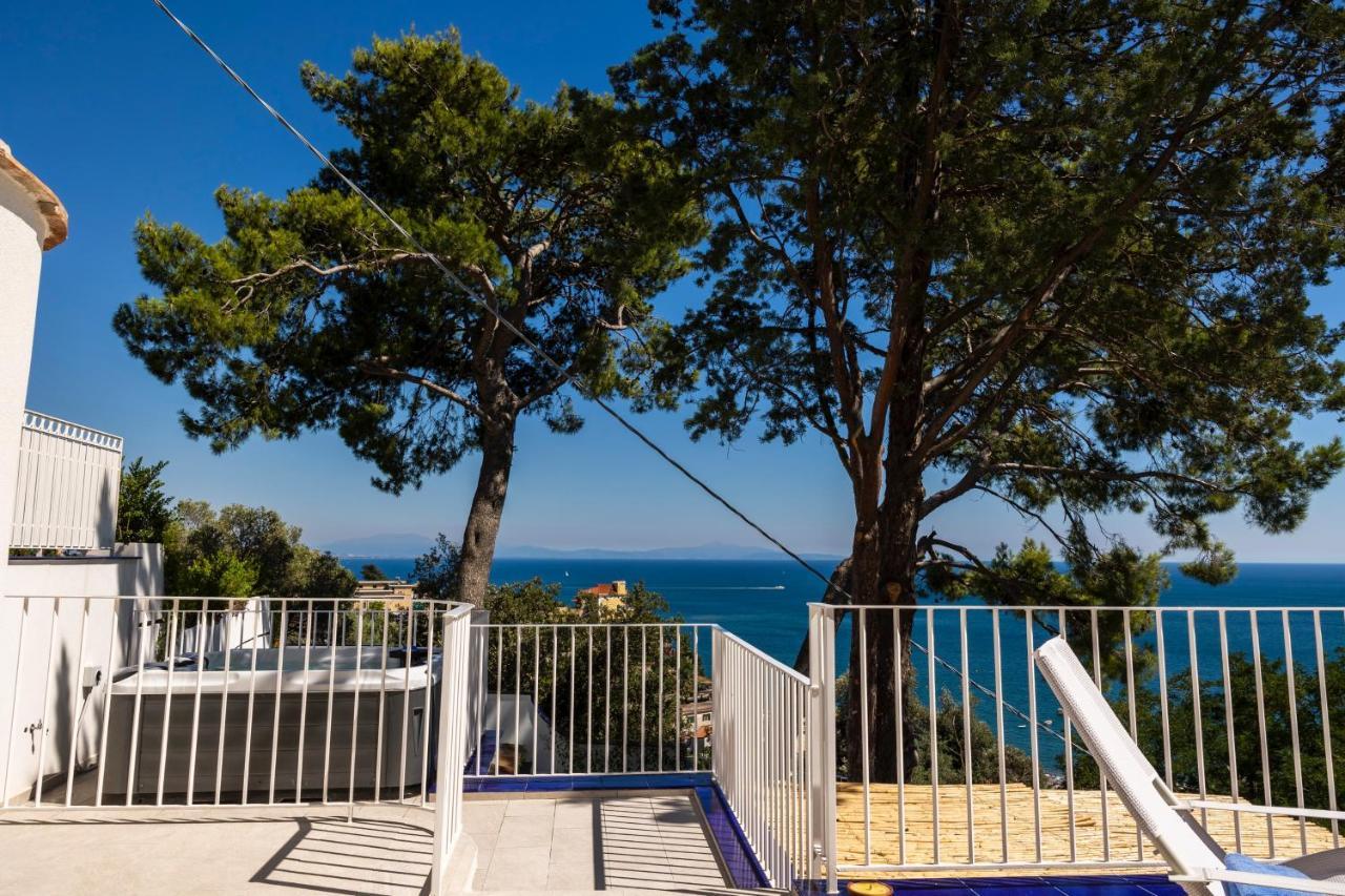 Decori Suites Amalfi Coast - Free Parking Vietri Exterior foto