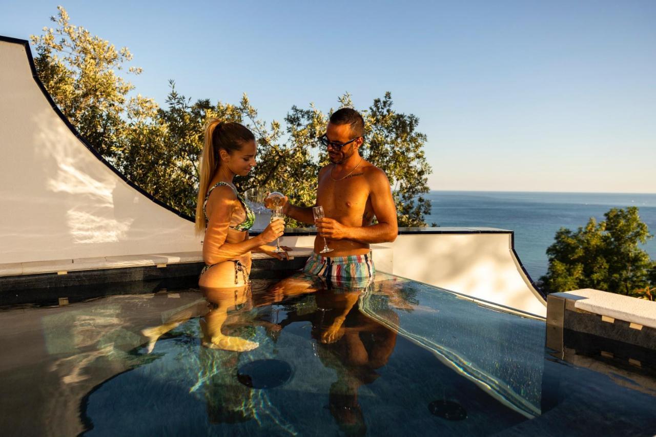 Decori Suites Amalfi Coast - Free Parking Vietri Exterior foto