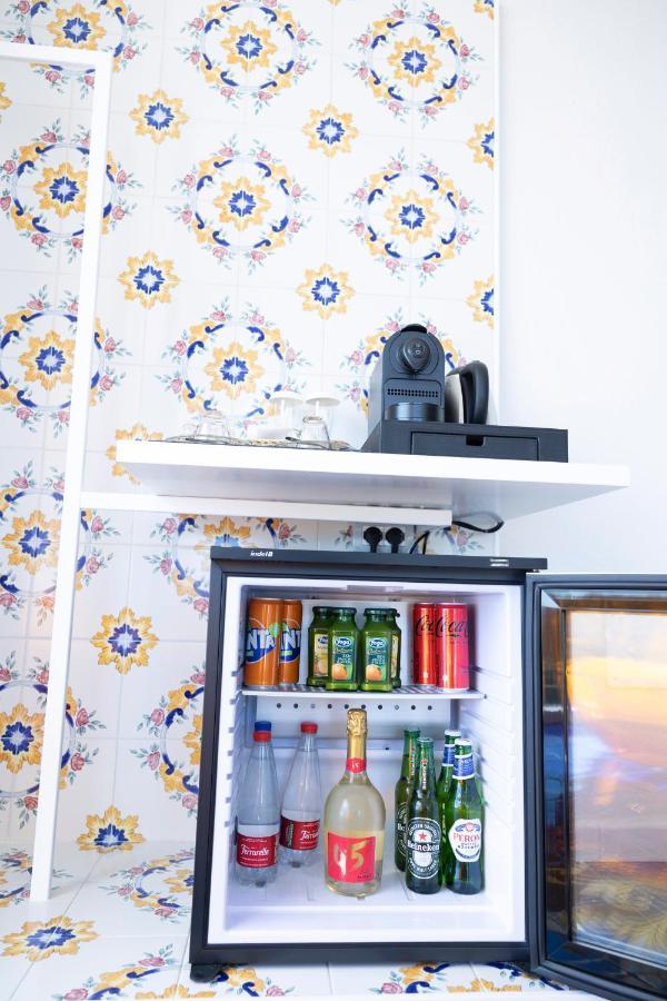 Decori Suites Amalfi Coast - Free Parking Vietri Exterior foto