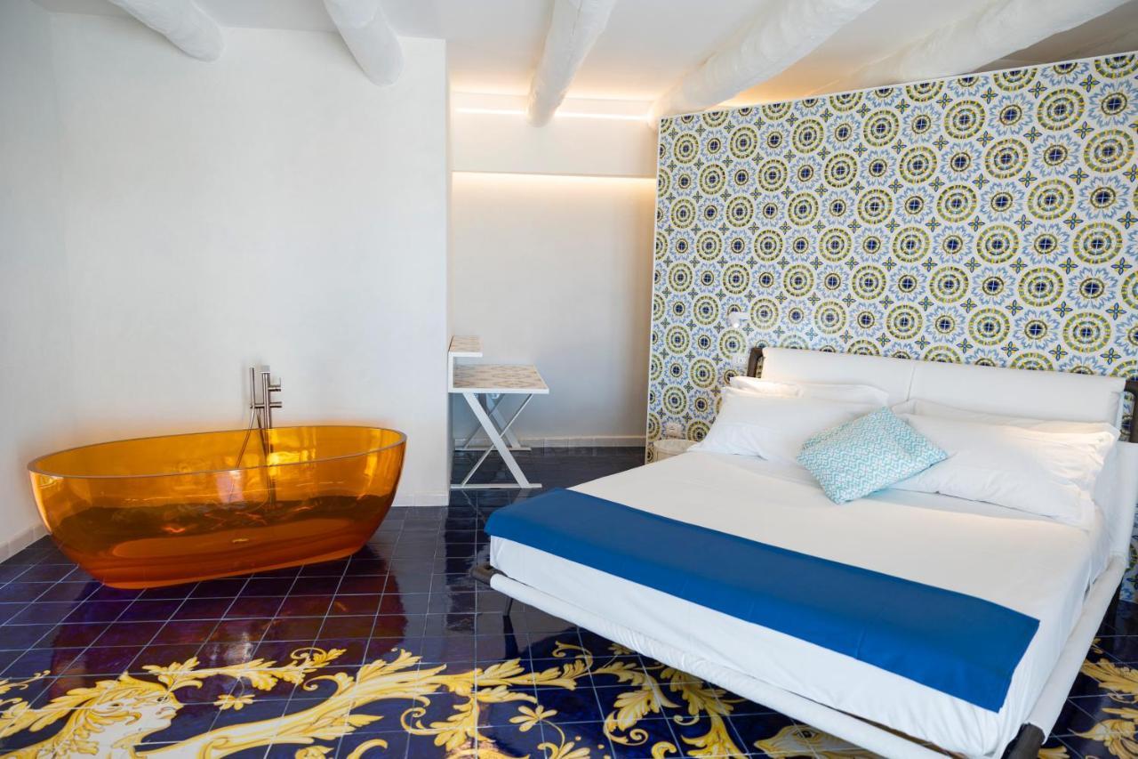 Decori Suites Amalfi Coast - Free Parking Vietri Exterior foto
